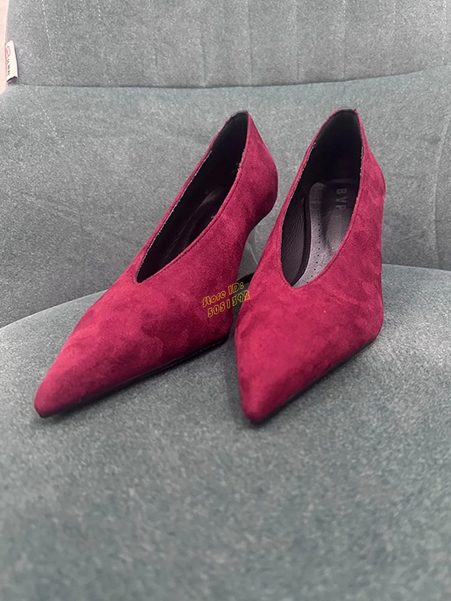 Women'S Shoes Burgundy - Escarpins à enfiler en daim rouge,