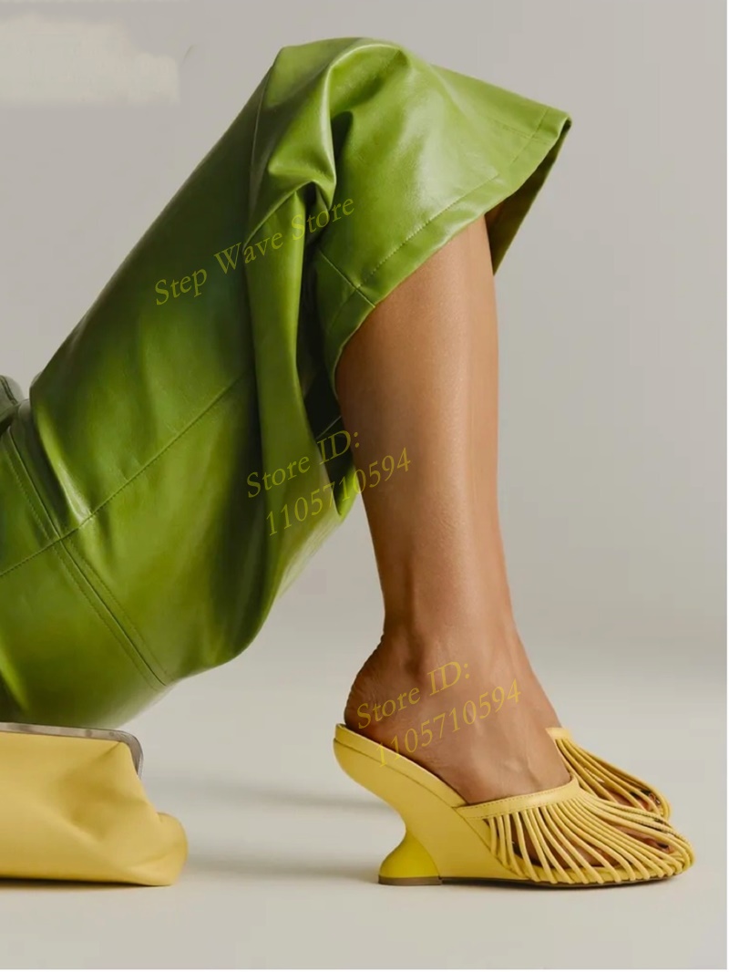 Women'S Shoes Burgundy - Mules à bout carré jaunes, style