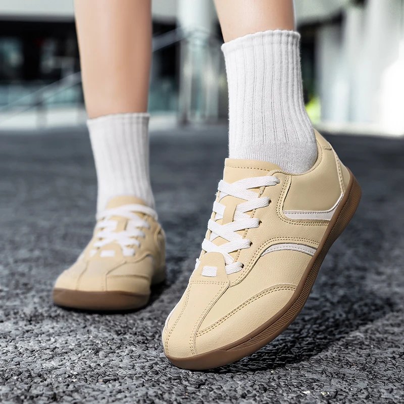 Chaussures à bout large taille - Women Shoes Big W avis et prix